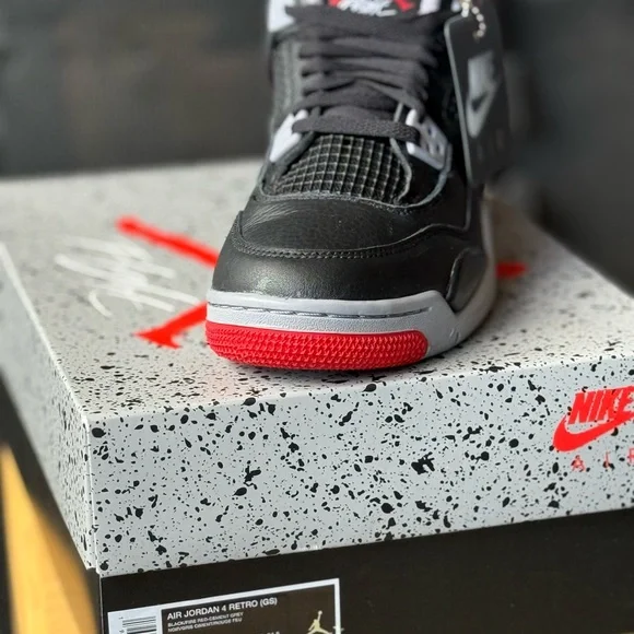 Nike Air Black and Red Athletic Shoes - Picture 2 of 2